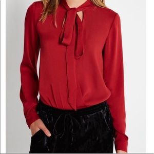 BCBGeneration Scarf Top crimson SOLD